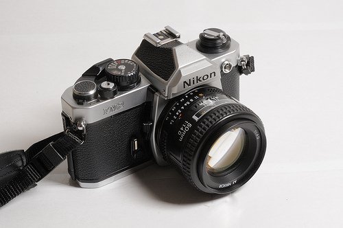 Retrouvez l'appareil photo jetable ou prêt à photographier - Kodak Express  Paris 2
